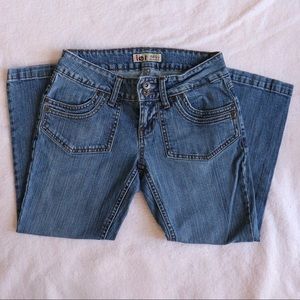 LEI ASHLEY DENIM CAPRIS - SIZE 3
